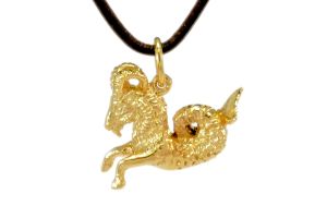 Capricornus Pendant, Gold