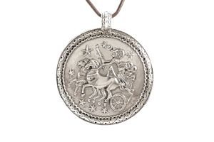 Pendentif avec Luna (Selene), Argent